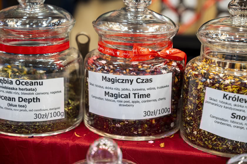 Jarmark Bożonarodzeniowy 2024 we Wrocławiu - na zdjęciach produkty, które można kupić na jarmarku